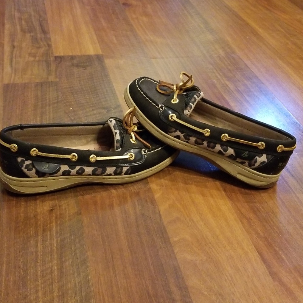 Sperrys top slider